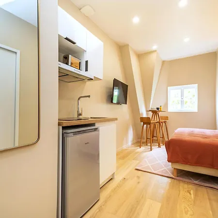 Cozy And Well Arranged - Pereire * Paris